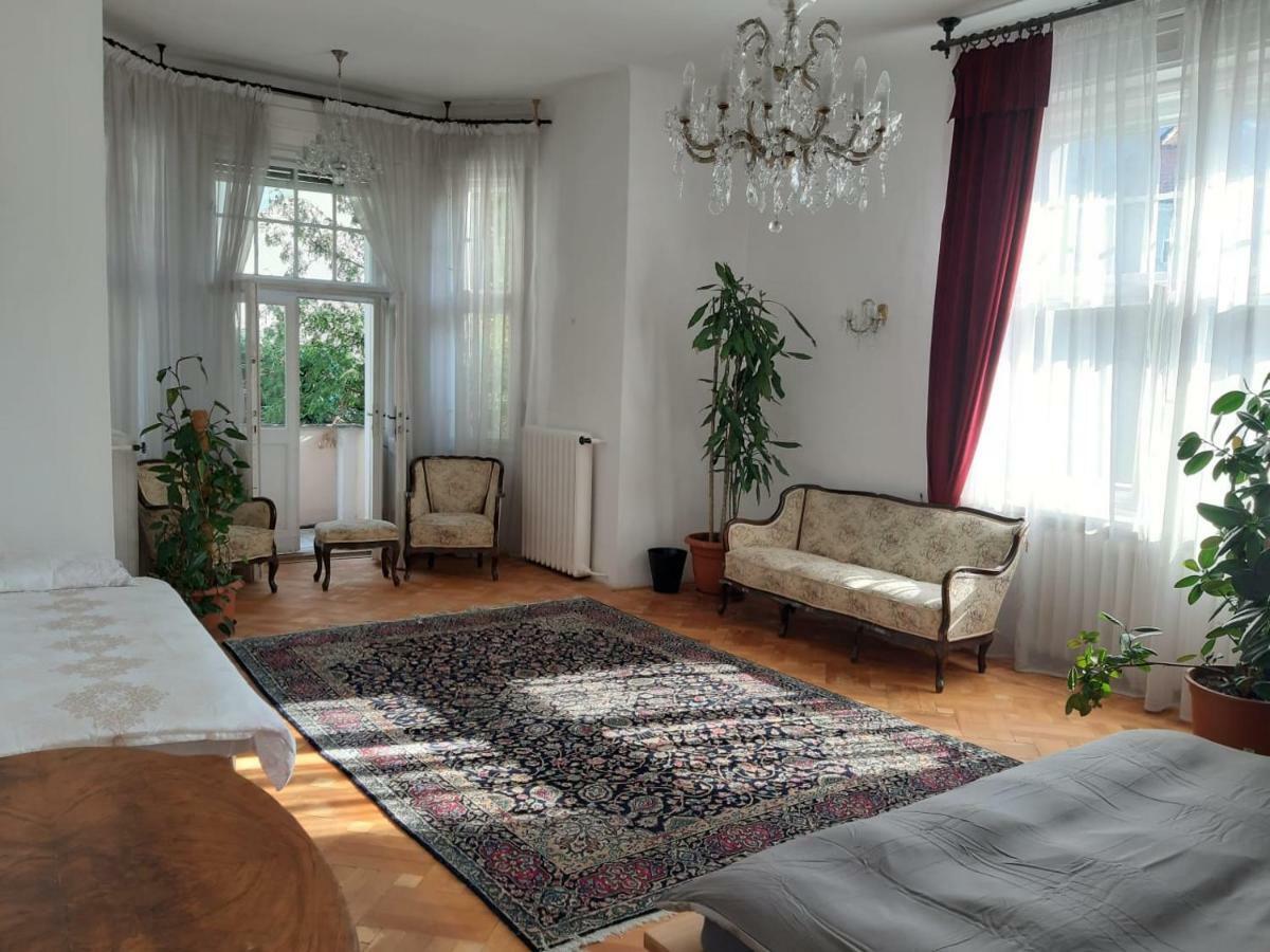 Rooms In Prague-Big+Comfy Экстерьер фото