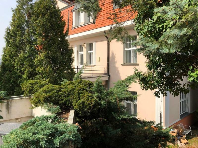 Rooms In Prague-Big+Comfy Экстерьер фото
