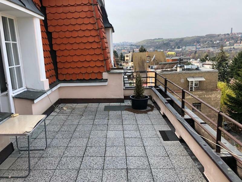 Rooms In Prague-Big+Comfy Экстерьер фото