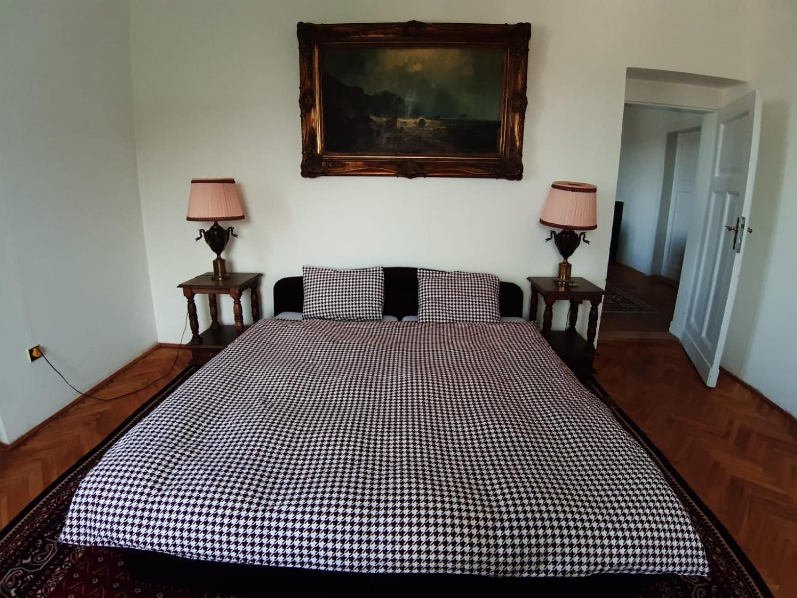 Rooms In Prague-Big+Comfy Экстерьер фото