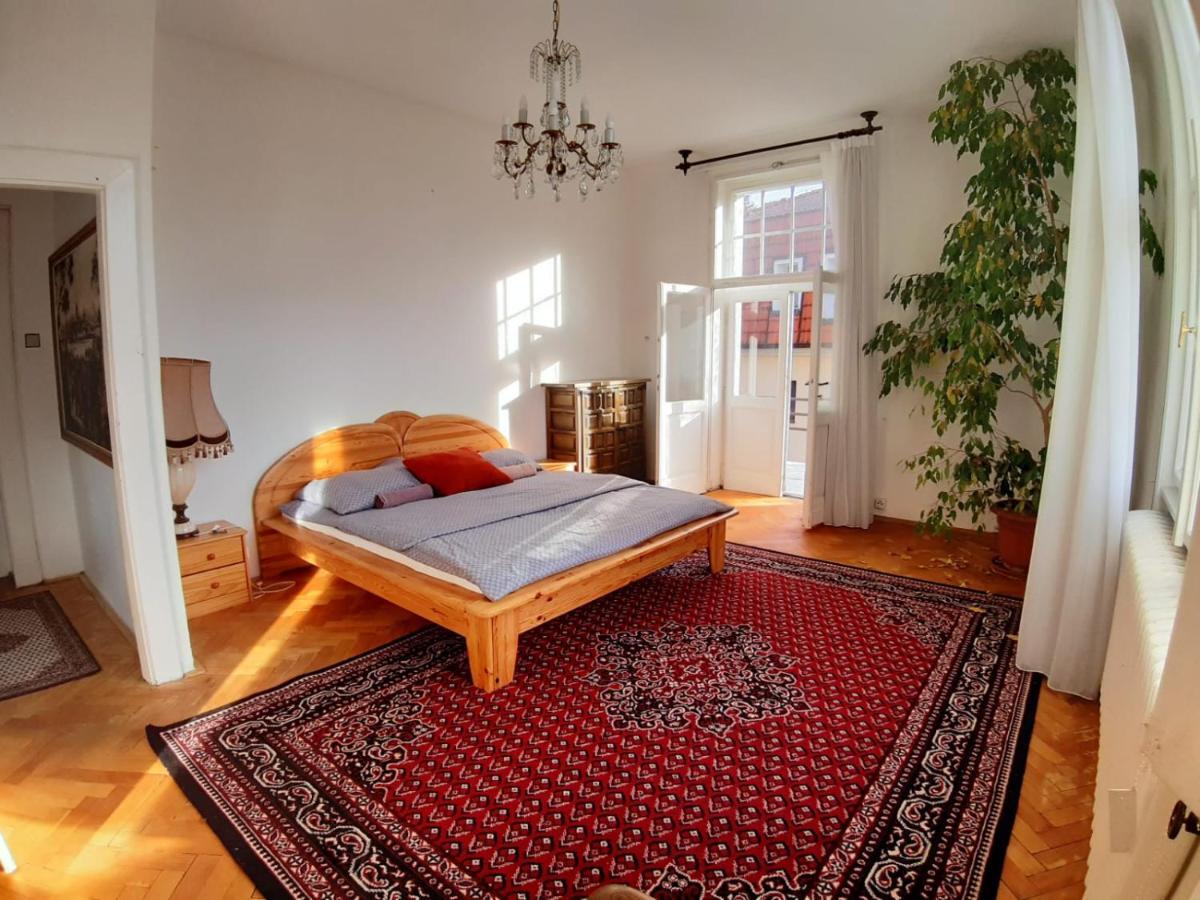 Rooms In Prague-Big+Comfy Экстерьер фото